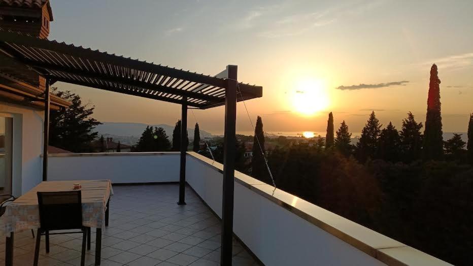 Apartma Vista Cezarji
